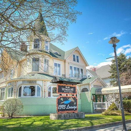 M&M Victorian Bed And Breakfast Marinette Екстер'єр фото